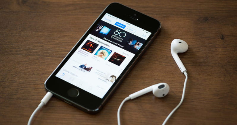Itunes Music Charts On Apple Iphone 5S